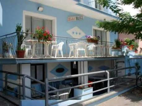 Hotel Blitz Rimini Exterior foto