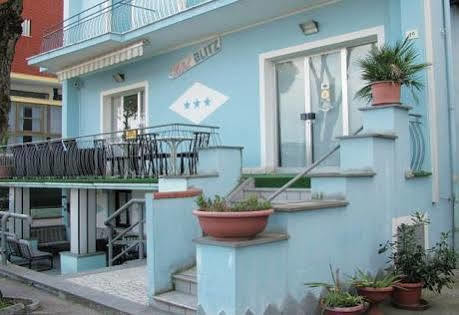 Hotel Blitz Rimini Exterior foto